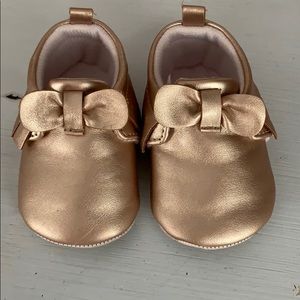 rose gold baby shoes